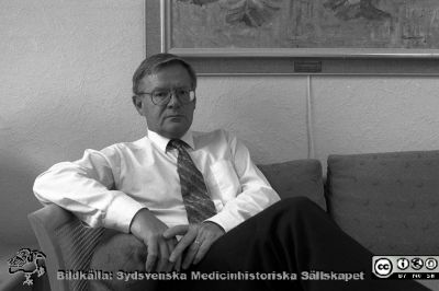 Sjukhusdirektör Leif Granath, 1994
Lasarettsfotograferna i Lund. Blandade negativ, omärkta år 1988-1995 (lösa negativhållare). Sjukhusdirektör Leif Granath, 94-08-25. Från negativ
Nyckelord: Lasarettet;Lund;Universitetssjukhuset;USiL;Administration;Direktör;Sjukhuschef