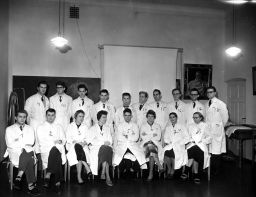 Filnamn=1958-ht_kirCopp.jpg
Filstorlek=109KiB
Dimensioner=1024x788
Uppladdade datum=17 Jan 2016 1958-ht_kirCopp.jpg