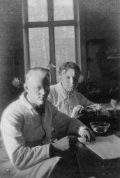 Filnamn=250401-012Cpg.jpg
Filstorlek=77KiB
Dimensioner=689x1024
Uppladdade datum=02 Apr 2025 250401-012Cpg.jpg