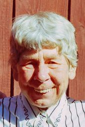 Filnamn=Anna-Brita_Martin_pCpg.jpg
Filstorlek=128KiB
Dimensioner=685x1024
Uppladdade datum=31 Aug 2021 Anna-Brita_Martin_pCpg.jpg